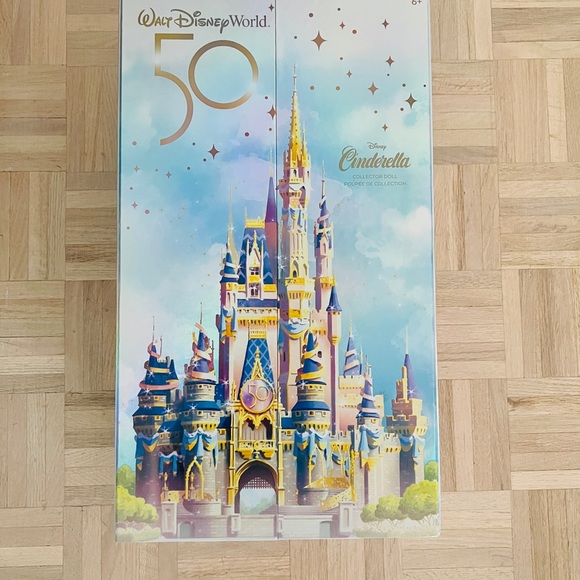Disney Store - Limited Edition 17" Walt Disney World 50th anniv. Cinderella doll - Picture 2 of 4
